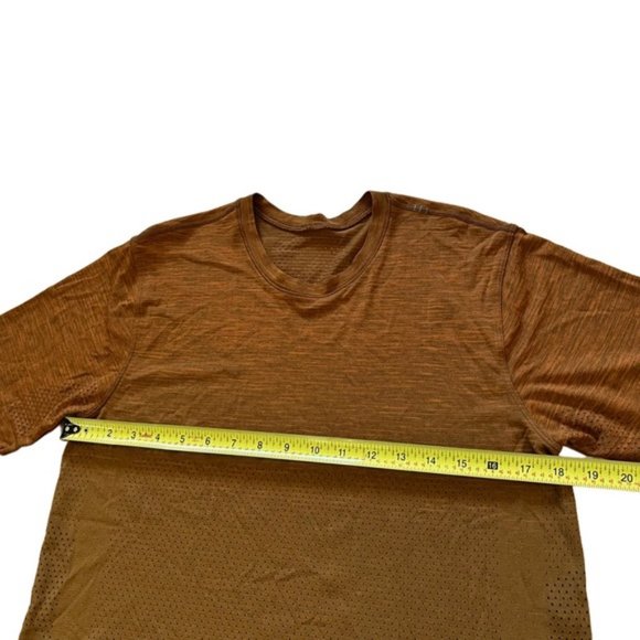 Lululemon Men's Metal Vent Breathe Short Sleeve Size Medium - Picture 7 of 10
